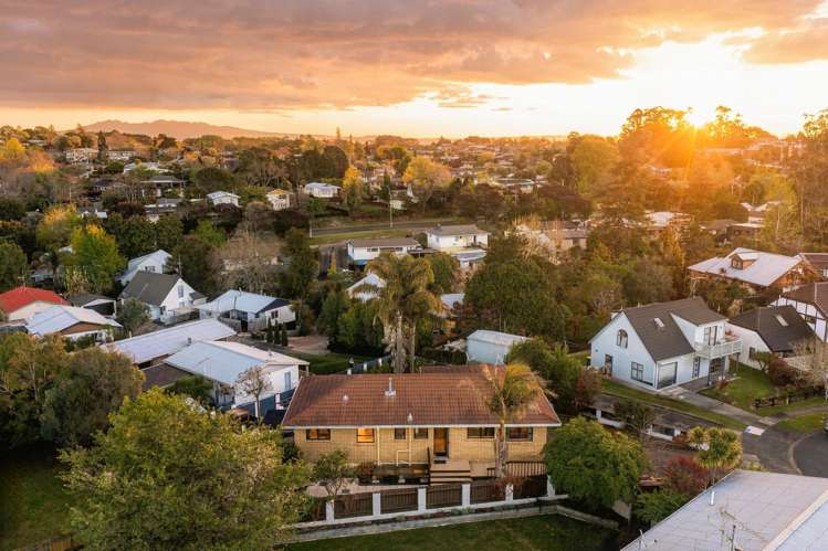 28 Homestead Place Glenview_21