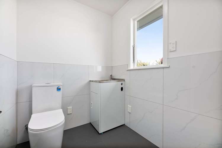 5 Alexander Crescent Otara_12