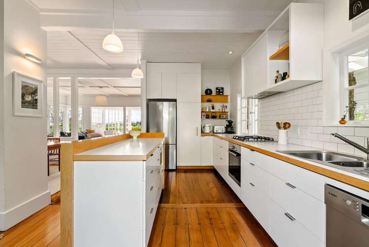 4 Manuka Terrace Eastbourne_9