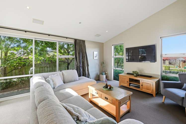 6 Baxendale Drive_5