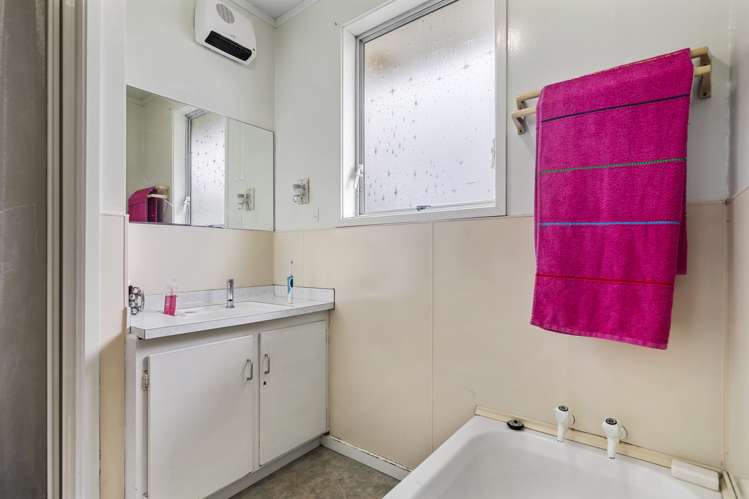 17 Roick Parade Glen Eden_23