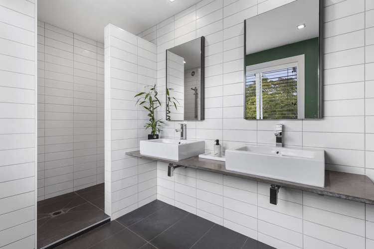 17a Hattaway Avenue Bucklands Beach_11