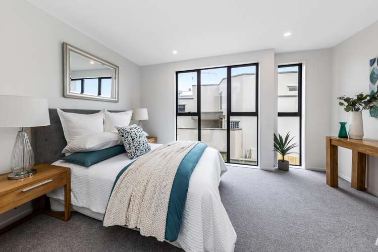 8/32 Karori Crescent Orakei_14