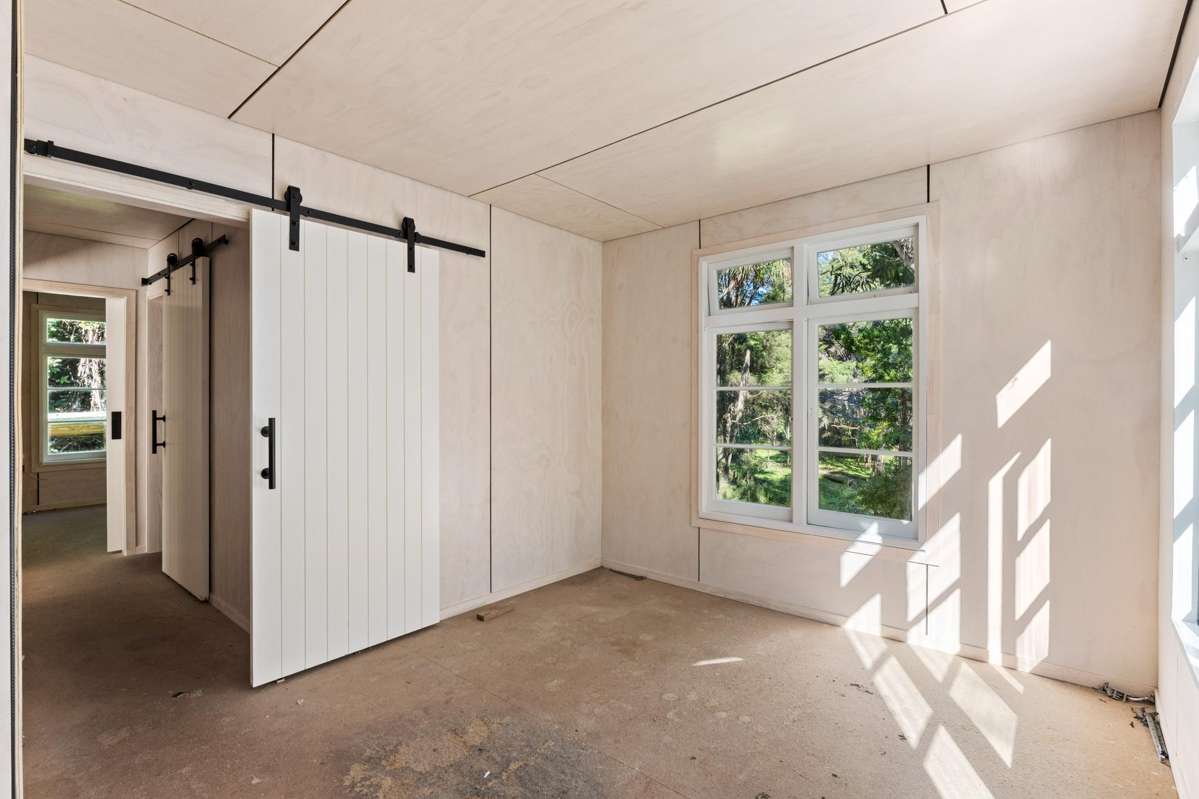 240 Cave Road_1
