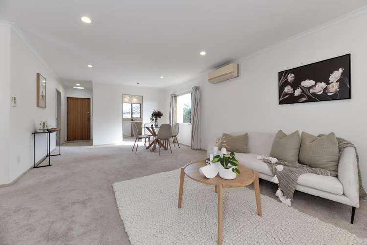 32/1 Piriti Drive Te Atatu Peninsula_5