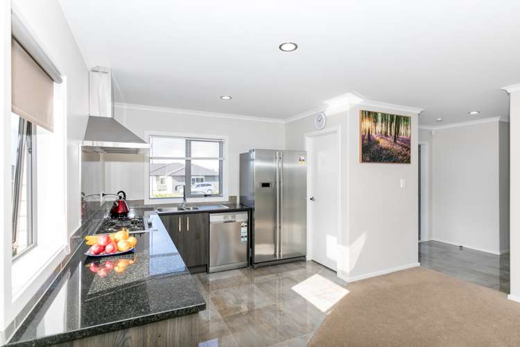 22 Patatee Terrace Baverstock_3