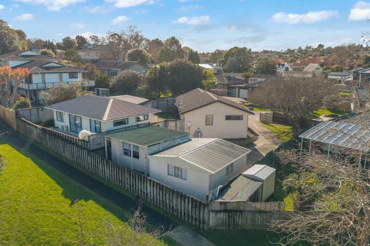 54 Mirrabooka Avenue Botany Downs_38