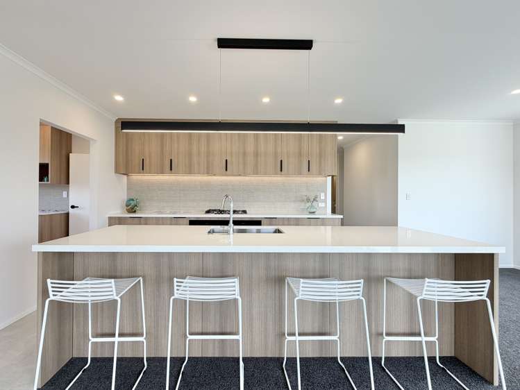 16 Tukutata Crescent Milldale_6