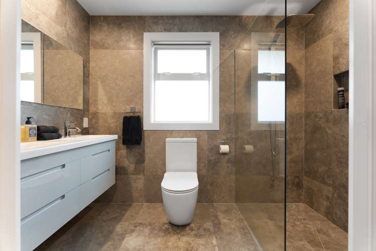 16 Ivy Lane Kelvin Grove_10