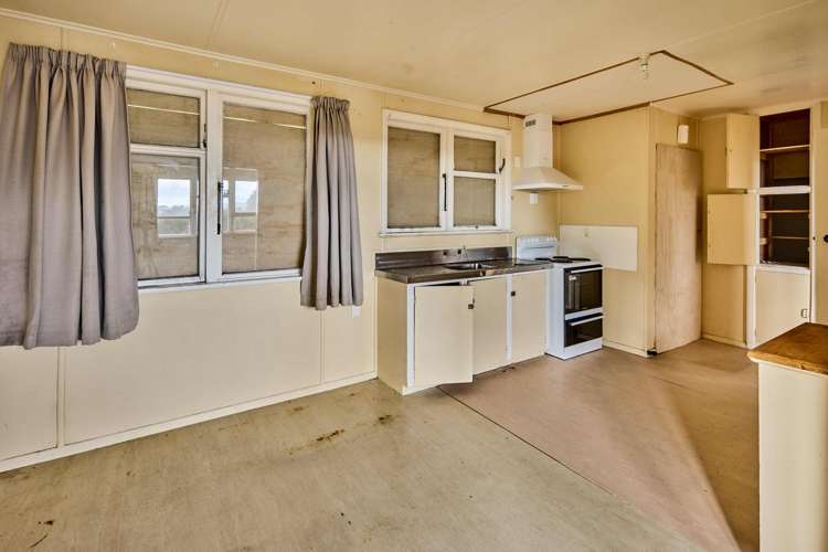 35 Durham Street Cannons Creek_8