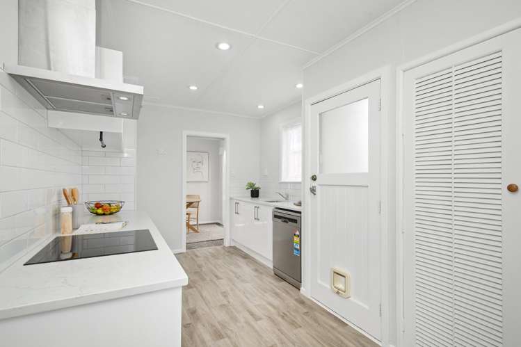 49 Taylor Terrace Tawa_7