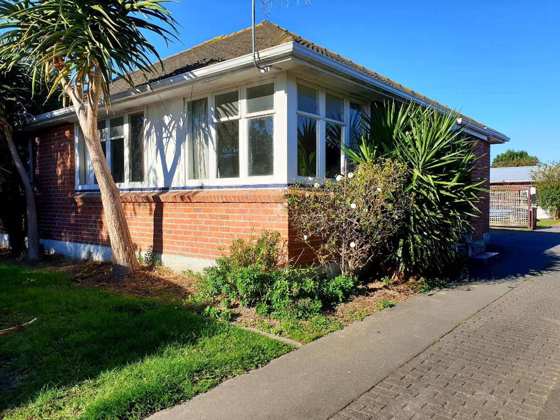 1101 Cunningham Crescent 10490_0