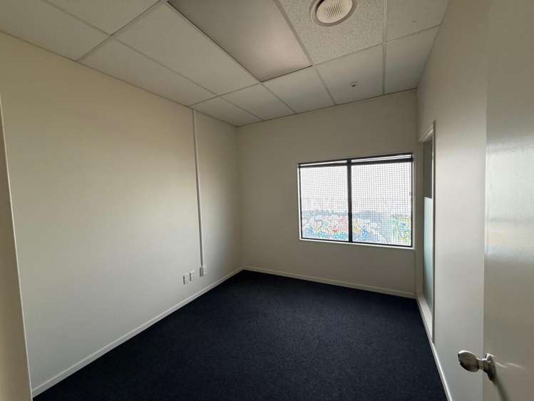 5-9 Washington Way Sydenham_11