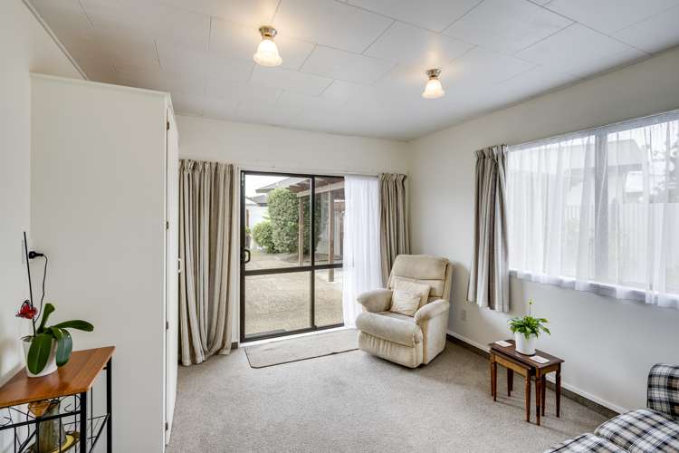 17 Jeffares Place Taradale_15