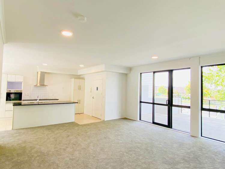 1/130 Stancombe Road_0