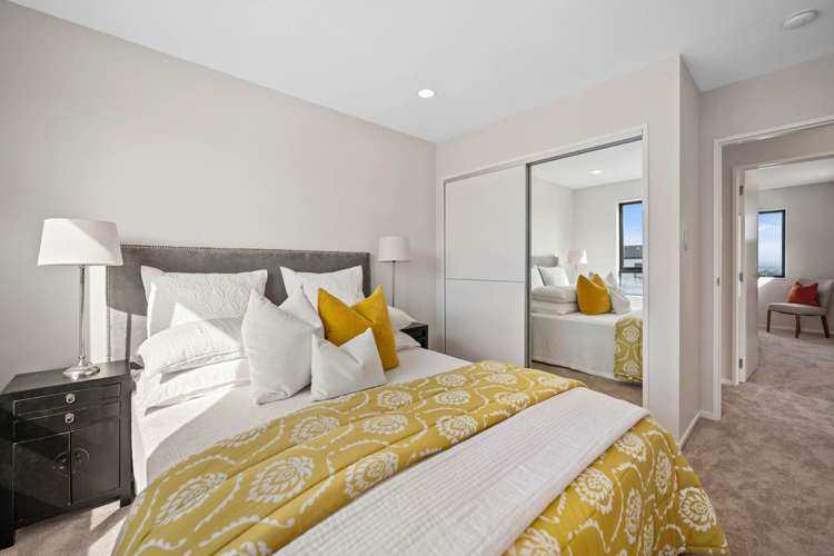 23/929-933 East Coast Road Torbay_15