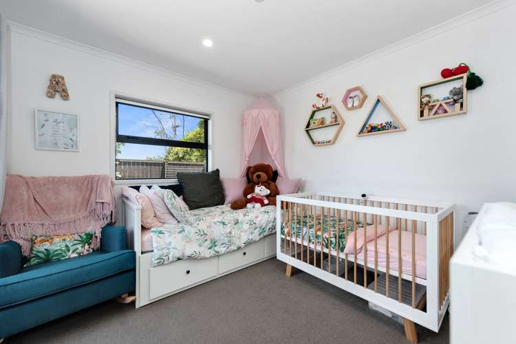 15/11 Errol Close Burbush_7