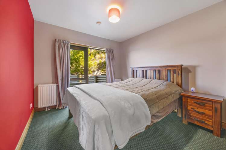 67 Manapouri St Ravensbourne_15