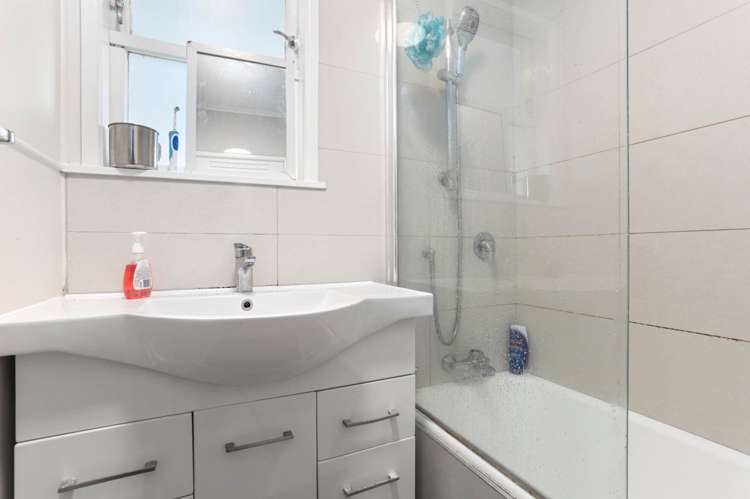 38 Hobart Crescent Wattle Downs_15