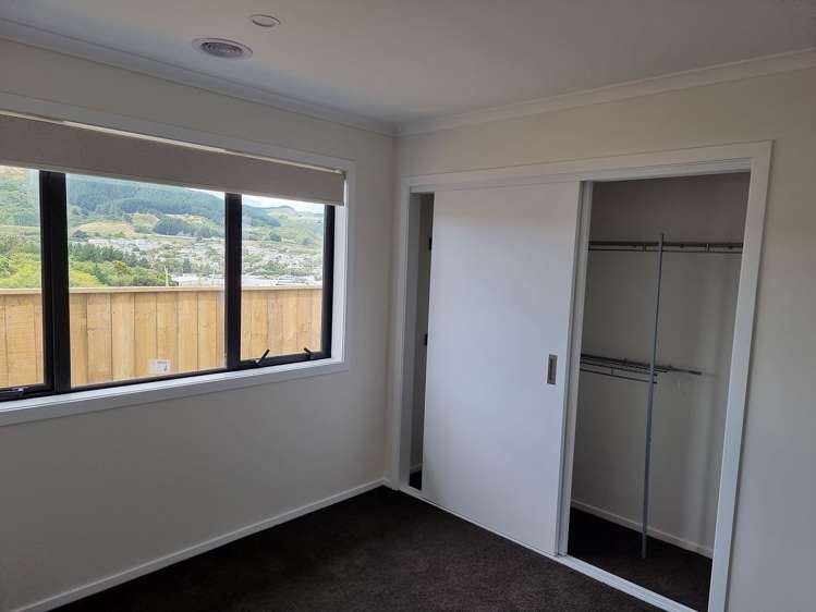 74 Hokioi Drive Kenepuru_16