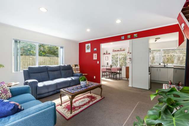 Easy-Care Living- Serious Sellers