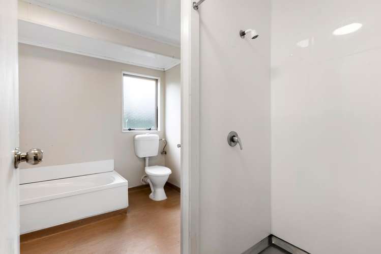 10 Mili Way Ranui_12