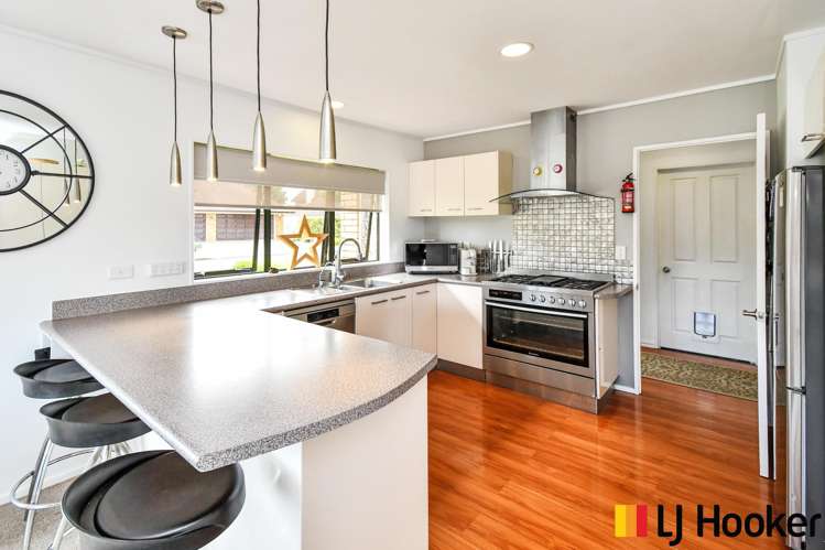 1 Mull Place Wattle Downs_6