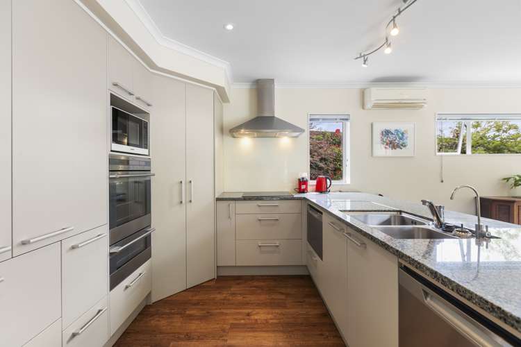 10 Beachwood Drive Hatfields Beach_10