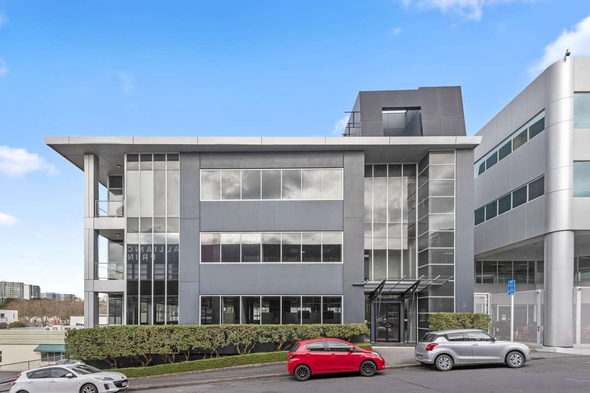 2 Hargreaves Street_0