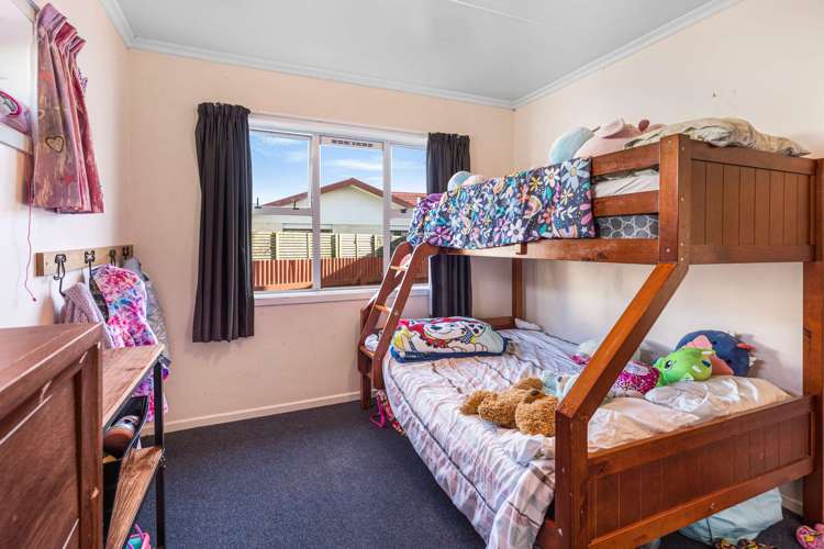 51 Parker Avenue Levin_13