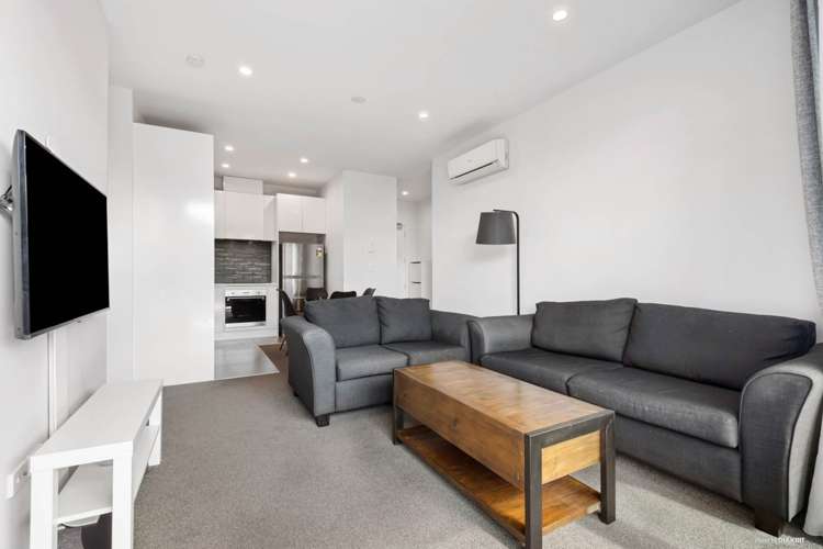 205/75 Hobsonville Point Road Hobsonville_4