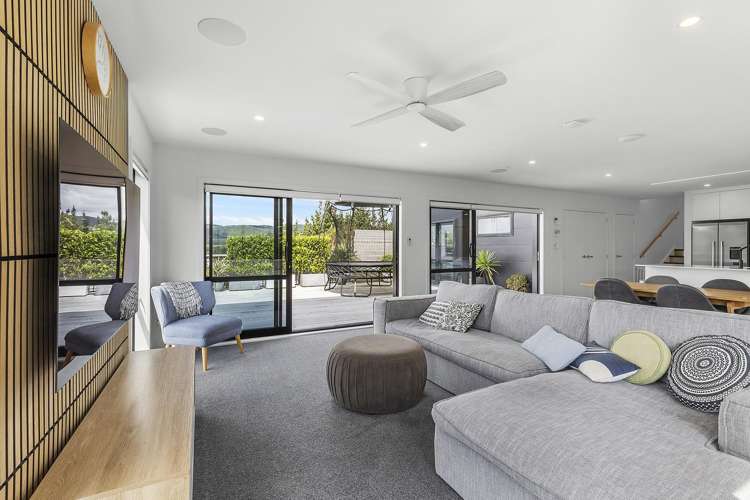 168 Endeavour Drive Whitby_7