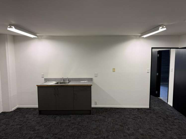 4/17 Watts Road Sockburn_5