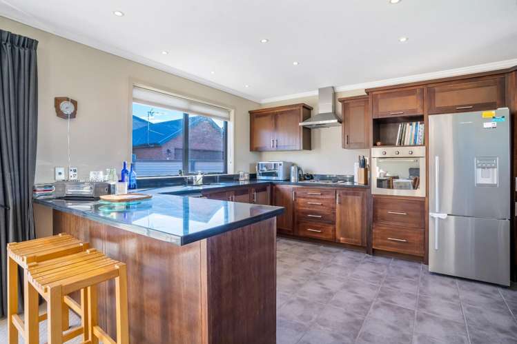 12 Essex Street 11176_1
