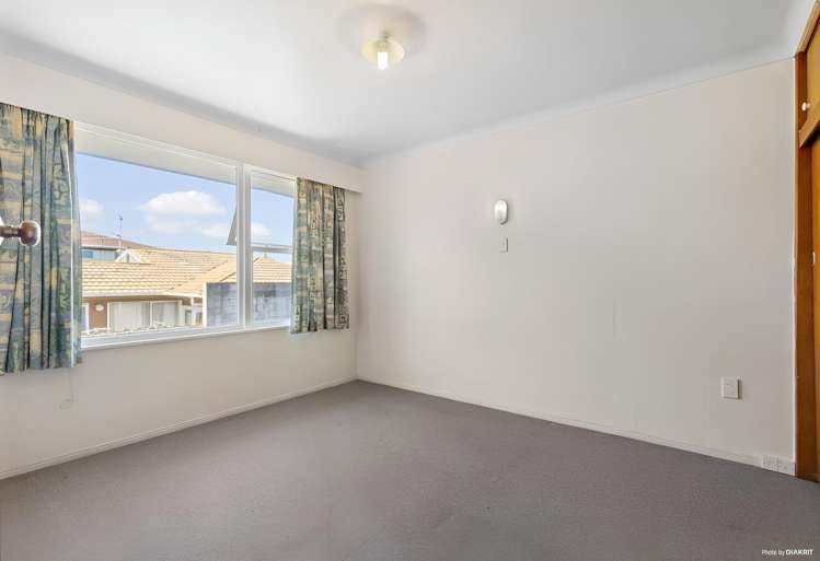 3/15 Willcott Street 1727_8
