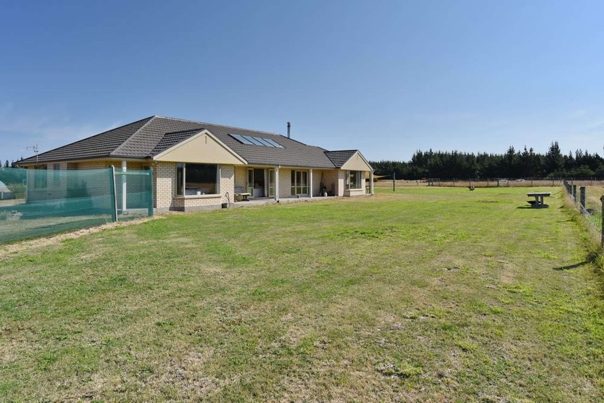 2573 South Eyre Road West Eyreton_0