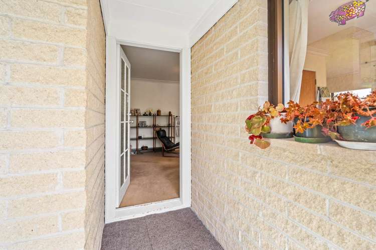 2/93 Lake Road Belmont_4