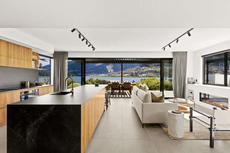 513 Peninsula Road Kelvin Heights_5