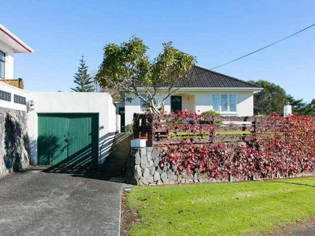 80 Seaview Road Westown_3