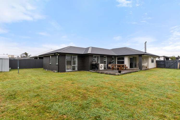 11 Fortis Place Lytton West_16
