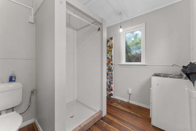 15 Ruru Road Otaihanga_14