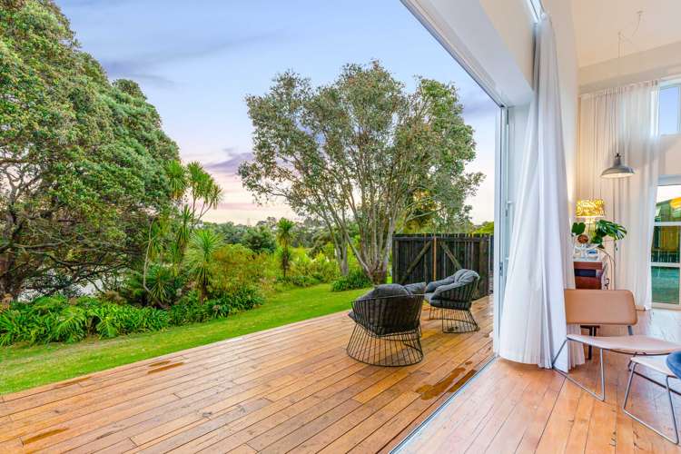 16a Renata Crescent Te Atatu Peninsula_12