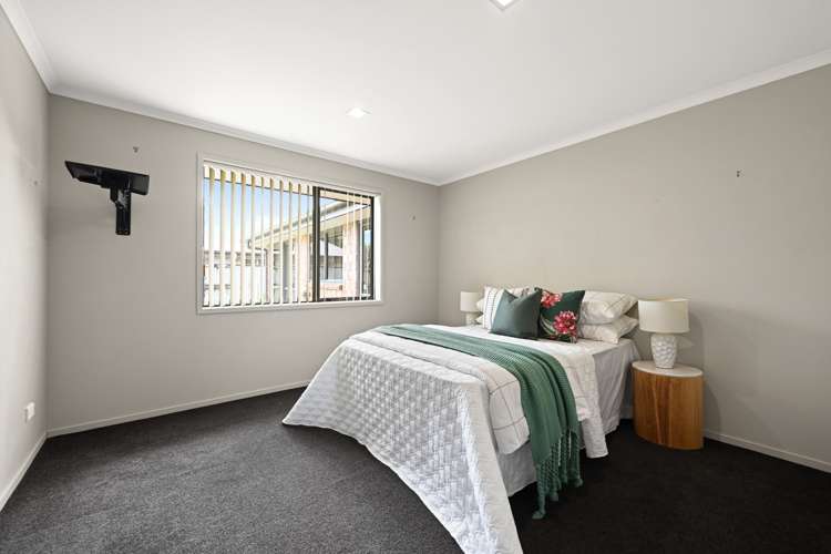 37 Thomas Road Huntington_11