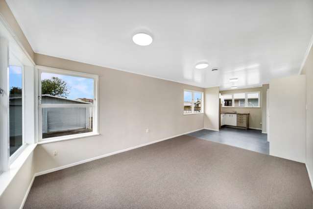 19 Convair Crescent Mangere_1