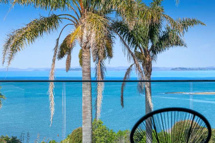 1023 Whangaparaoa Road Tindalls Beach_12