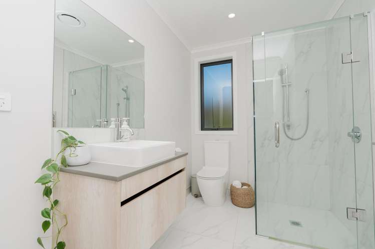 2/6 Sutcliffe Place Chartwell_10