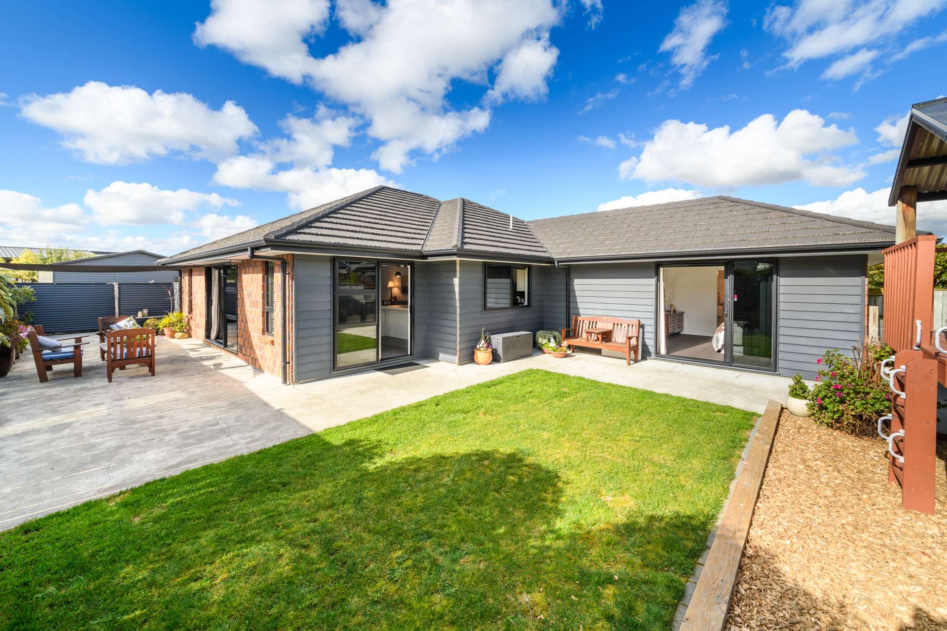 44 Chestnut Close Kelvin Grove_0