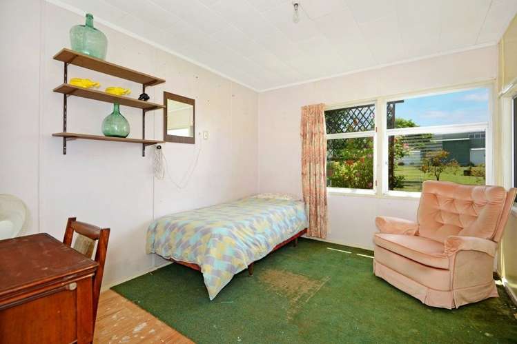 19 Levesque Street Birkdale_8