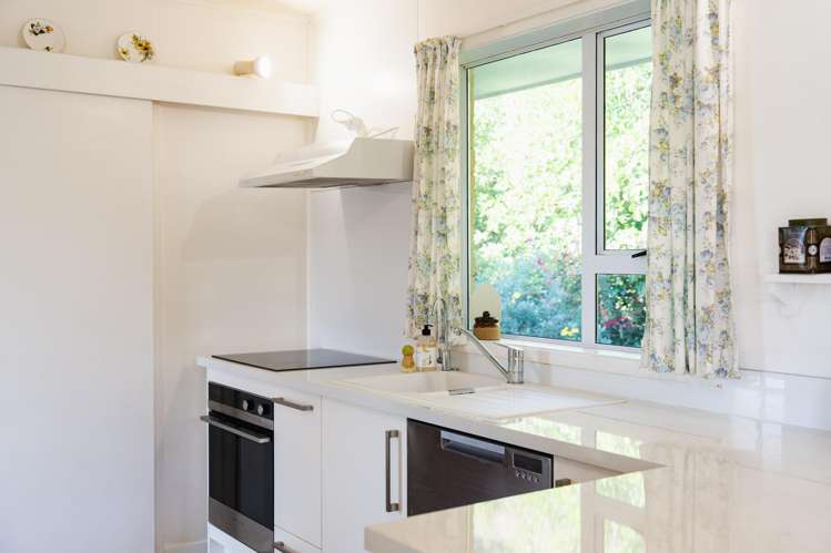 9 Saint Ronans Road Macandrew Bay_14