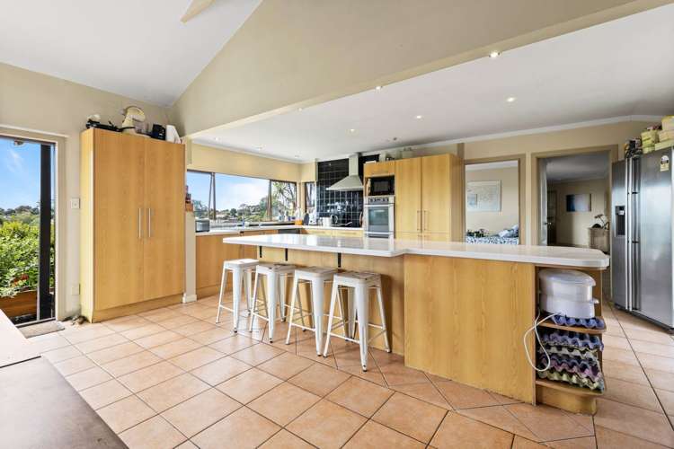 136 Okura River Road Okura_10